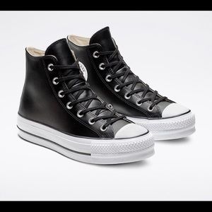 Converse Leather Platform Chuck Taylor All Star 6